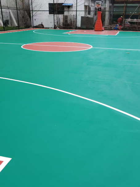 麟游 球场长期使用易出现地面开裂